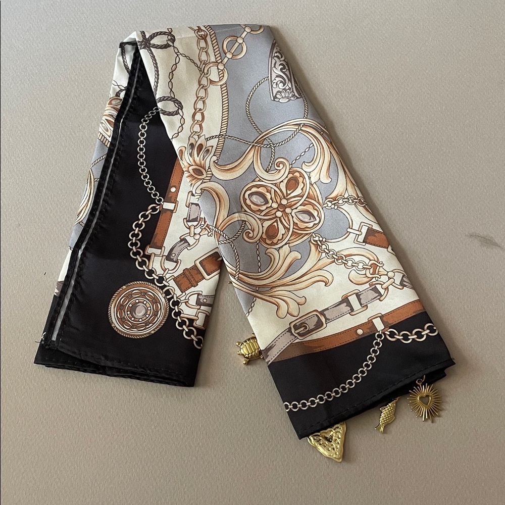 Gold Accented White Chain Scarf N1396 - Picture 5 of 5